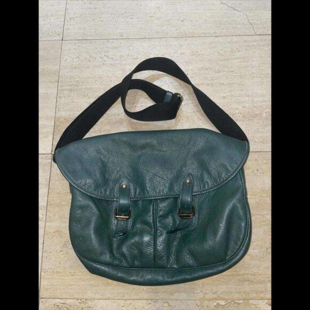 Urla Paris Green Pebble Leather Crossbody‎ Slouchy bag